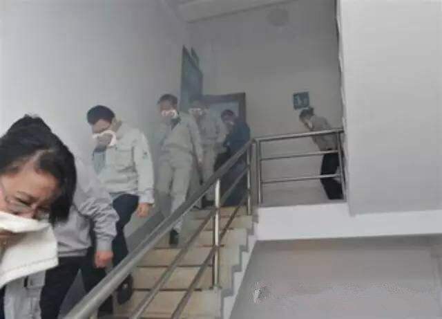 秋天干燥火災(zāi)高發(fā)，家庭如何做好火災(zāi)預(yù)防呢？